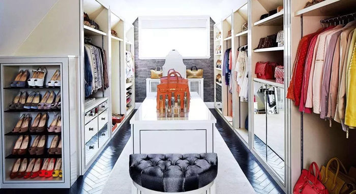 紅土地裝飾三八婦女節(jié)特輯，每個女神必備，超省空間的衣帽間攻略！