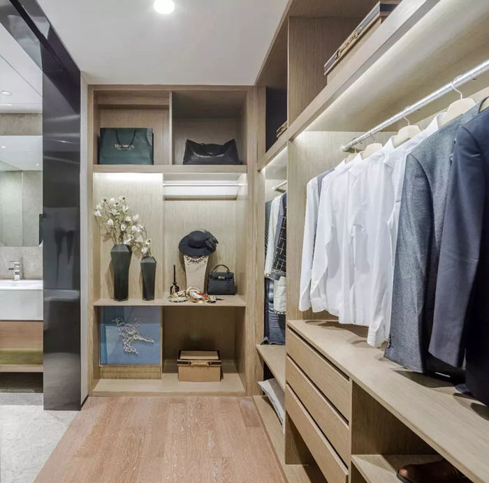 紅土地裝飾三八婦女節(jié)特輯，每個女神必備，超省空間的衣帽間攻略！