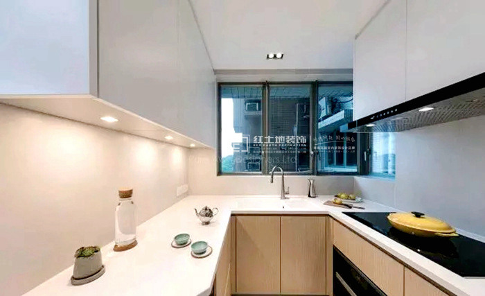 廚房裝修攻略，紅土地裝飾設(shè)計(jì)幫你打造現(xiàn)代理想廚房！