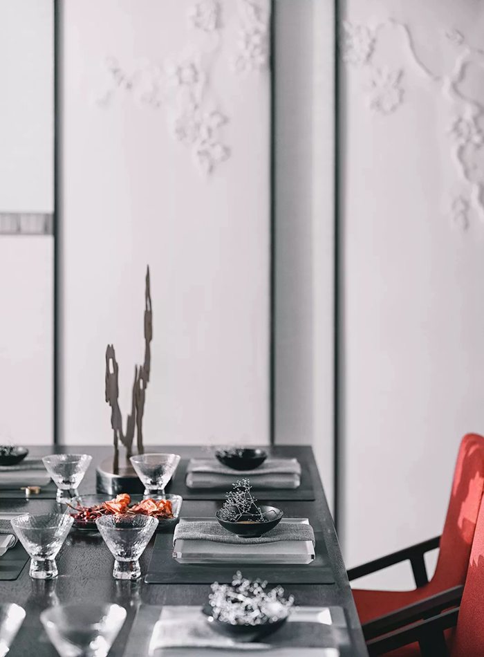 高級灰+中國紅，完美演繹東方色彩！