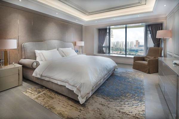 沐浴陽光，從臥室陽臺(tái)開始~